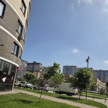 Сдается 1-комнатная квартира, 42 м²