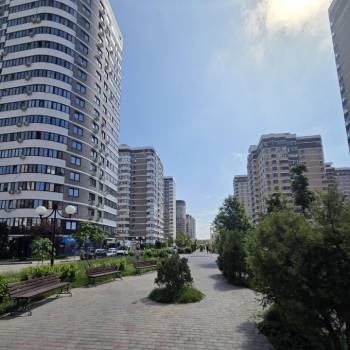 Сдается 1-комнатная квартира, 42 м²
