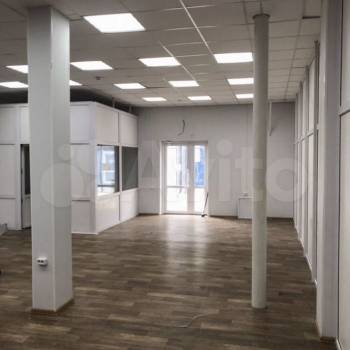 Сдается Торговое помещение, 94 м²