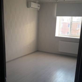 Продается 1-комнатная квартира, 40 м²