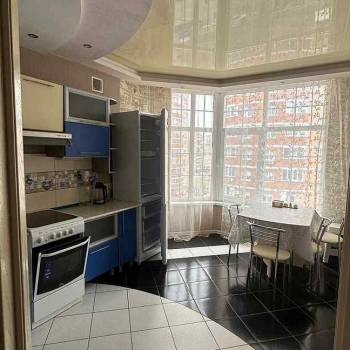 Сдается 2-х комнатная квартира, 62 м²