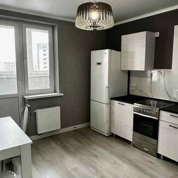 Сдается 1-комнатная квартира, 38 м²