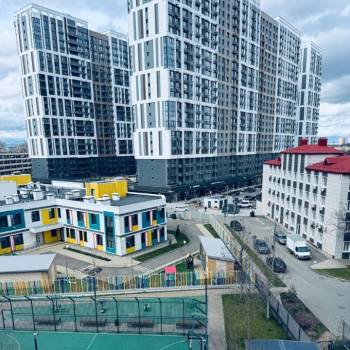 Сдается 1-комнатная квартира, 55 м²