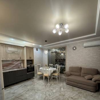 Сдается 1-комнатная квартира, 55 м²