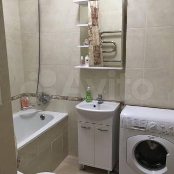 Сдается 1-комнатная квартира, 38 м²