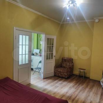 Продается 1-комнатная квартира, 29,8 м²