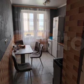 Продается 1-комнатная квартира, 36 м²