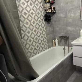 Продается 1-комнатная квартира, 42 м²
