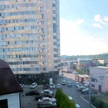 Сдается 1-комнатная квартира, 50 м²