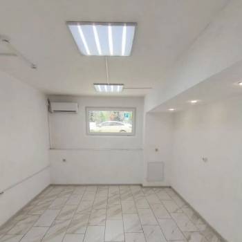 Сдается Нежилое помещение, 18 м²