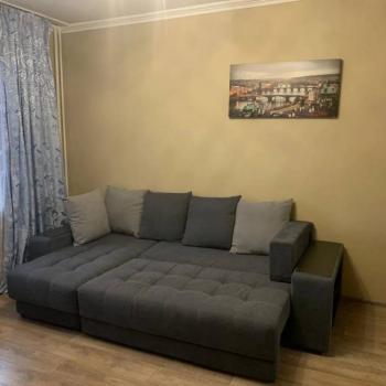 Продается 1-комнатная квартира, 41 м²