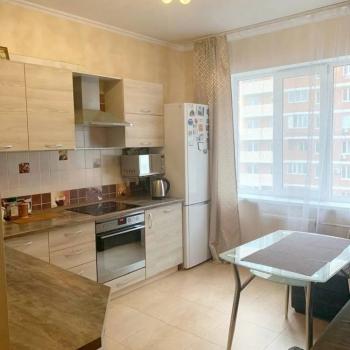 Продается 1-комнатная квартира, 41 м²
