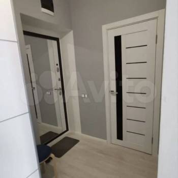 Продается 1-комнатная квартира, 40 м²