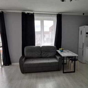 Продается 1-комнатная квартира, 40 м²