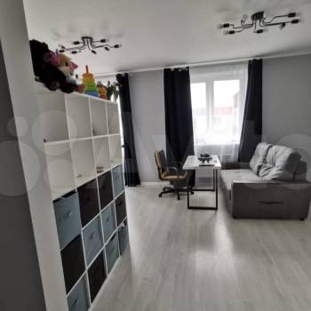 Продается 1-комнатная квартира, 40 м²