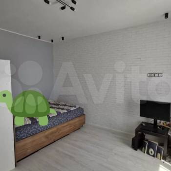 Продается 1-комнатная квартира, 40 м²