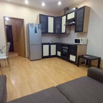 Сдается 1-комнатная квартира, 50 м²