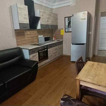 Сдается 1-комнатная квартира, 51 м²