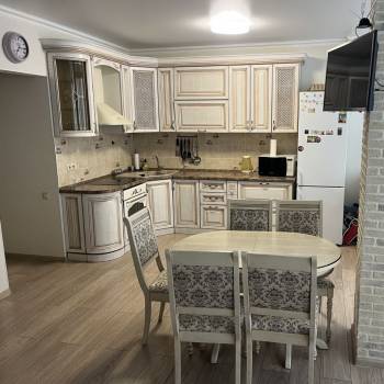 Сдается 1-комнатная квартира, 39 м²