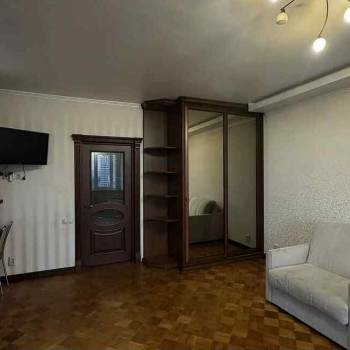 Сдается 1-комнатная квартира, 45 м²