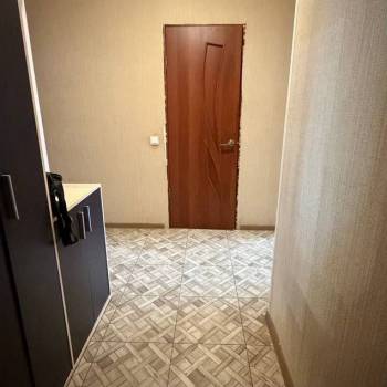 Продается 1-комнатная квартира, 50 м²
