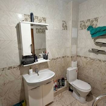 Продается 1-комнатная квартира, 50 м²