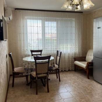 Сдается 2-х комнатная квартира, 67 м²