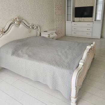 Продается 1-комнатная квартира, 42 м²
