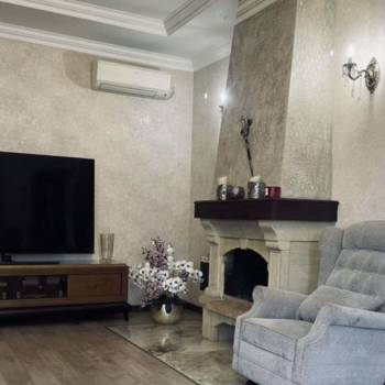 Продается Дом, 210 м²
