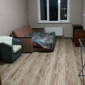 Сдается 1-комнатная квартира, 42,2 м²