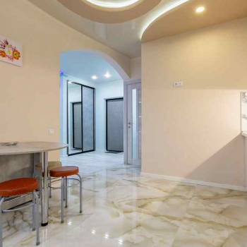 Сдается 1-комнатная квартира, 50 м²