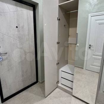 Сдается 1-комнатная квартира, 42 м²