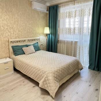Сдается 1-комнатная квартира, 42 м²