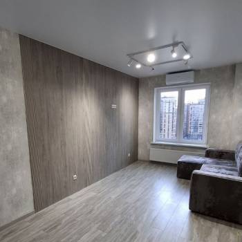 Продается 1-комнатная квартира, 35 м²