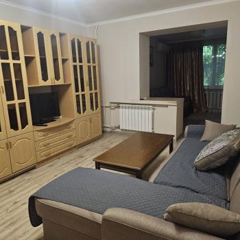 Сдается 1-комнатная квартира, 52 м²