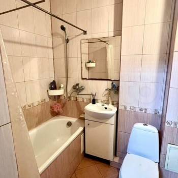 Продается 1-комнатная квартира, 37,5 м²