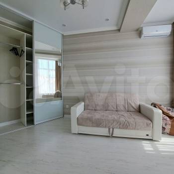 Продается 2-х комнатная квартира, 72,2 м²