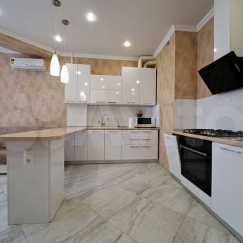 Продается 2-х комнатная квартира, 72,2 м²