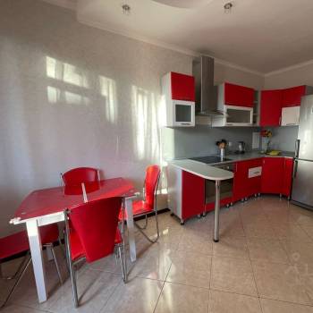 Сдается 1-комнатная квартира, 41 м²