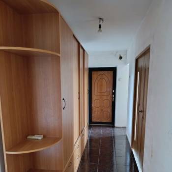 Продается 3-х комнатная квартира, 61 м²
