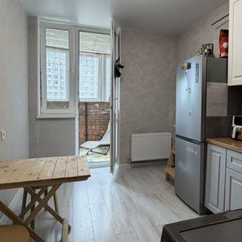 Сдается 1-комнатная квартира, 40 м²