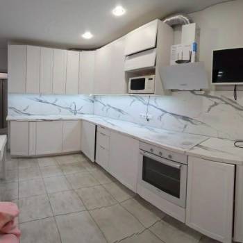 Продается 1-комнатная квартира, 36 м²
