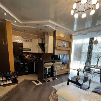 Продается 1-комнатная квартира, 44,5 м²