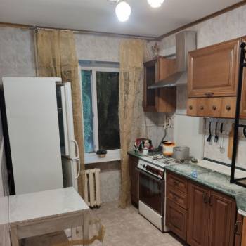 Сдается Многокомнатная квартира, 65 м²