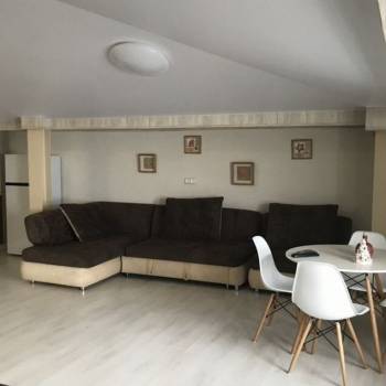 Сдается 1-комнатная квартира, 60 м²
