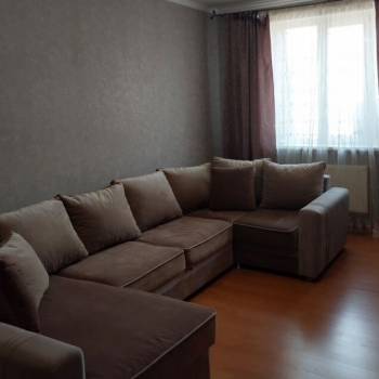 Сдается 1-комнатная квартира, 42 м²