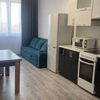 Сдается 2-х комнатная квартира, 65 м²