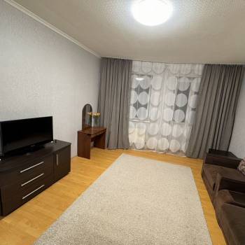Сдается 1-комнатная квартира, 46 м²