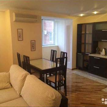 Сдается Многокомнатная квартира, 100 м²