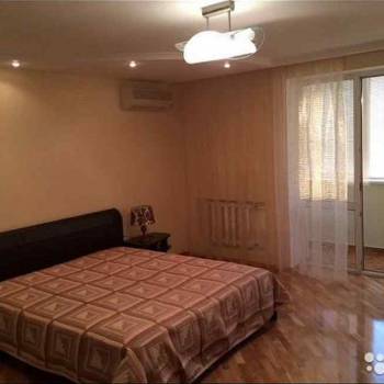 Сдается Многокомнатная квартира, 100 м²